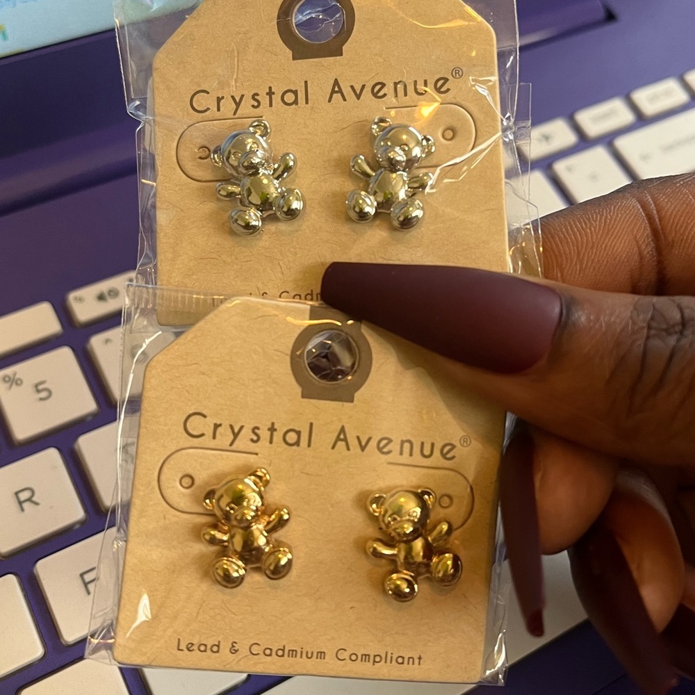 NWT SILVER * Bear Metal Post Earrings (1 PAIR)